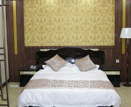 Jinzonglv Resort Hotel Jinghong Quarto foto